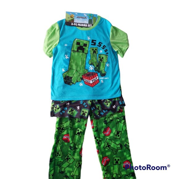 3-$30 Minecraft Licensed Extra Soft Polyester Pajama Set - Picture 4 of 9